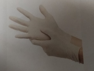 Disposable latex powder free gloves